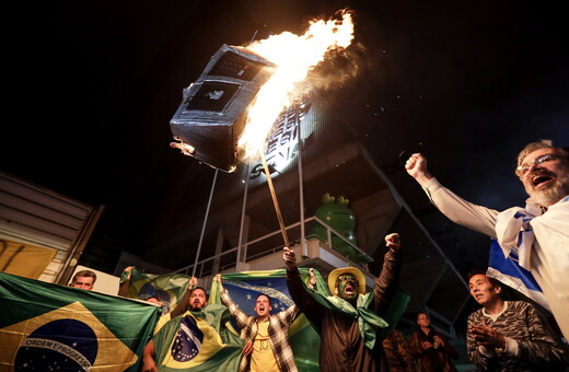 Στον δεύτερο γύρο θα κριθούν οι προεδρικές εκλογές στη Βραζιλία - Πέρασε άνετα ο ακροδεξιός Μπολσονάρου