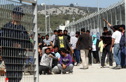 Οι αποφάσεις του ΚΥΣΕΑ: Μεταφέρουν στην ενδοχώρα πρόσφυγες και μετανάστες από τα νησιά - Αυξάνεται η συνοριακή φύλαξη