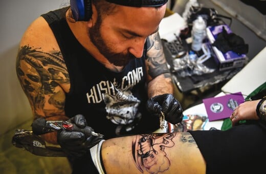 Πέντε στούντιο για να «χτυπήσεις» το επόμενό σου τατουάζ