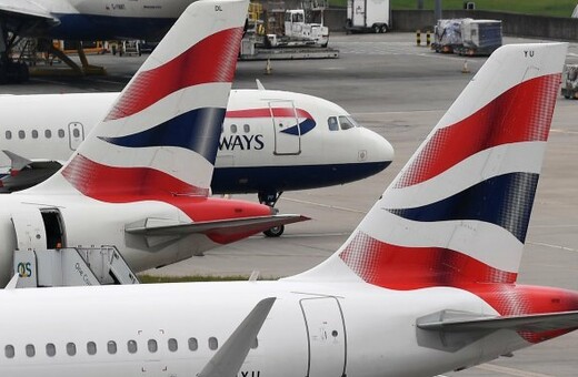 H British airways ανακοίνωσε απολύσεις έως και 12.000 υπαλλήλων