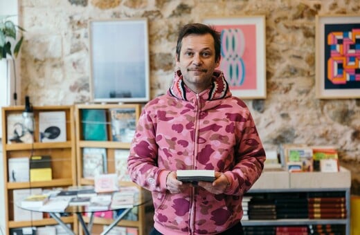 Ο νέος βιβλιοπώλης της Φωκίωνος Νέγρη είναι Γάλλος