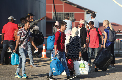 Μόρια: 350 πρόσφυγες μεταφέρονται σε δομές φιλοξενίας στην ηπειρωτική χώρα