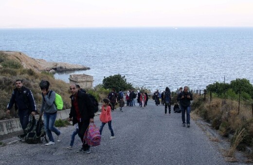 Χίος: Αντίθετο το δημοτικό συμβούλιο σε νέα κλειστή δομή - Απέρριψε και την πρόταση Μηταράκη