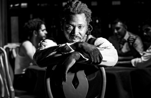 «The Series Noir / House»: Ο Yinka και τα αγόρια του σε μια βίαιη παρτίδα πόκερ