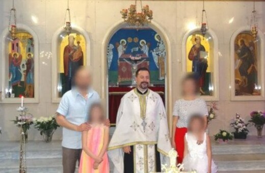 Ποιος είναι ο Έλληνας ιερέας που δέχθηκε την επίθεση στη Γαλλία