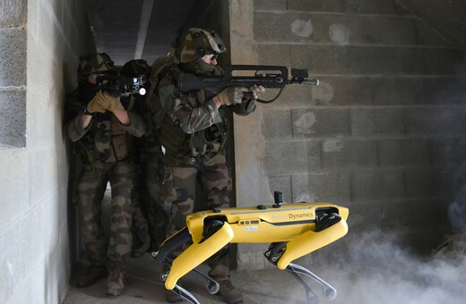 Robodog: Το ρομπότ των 75.000 δολαρίων που δοκιμάζει ο γαλλικός στρατός 