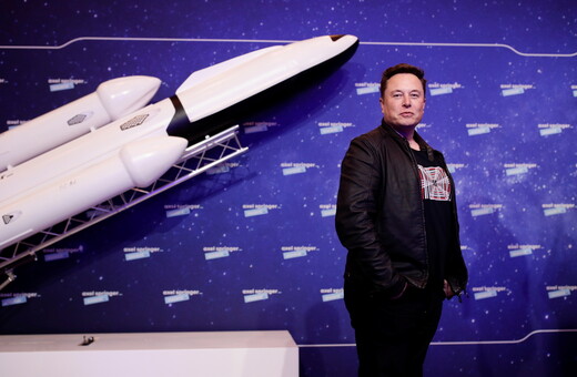 Η NASA επέλεξε την SpaceX για την επιστροφή του ανθρώπου στη Σελήνη- Νίκη για τον Μασκ, ήττα του Μπέζος