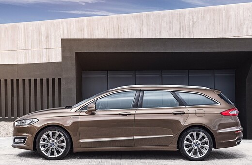STATION WAGON
