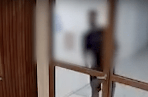 Νέα Σμύρνη: «Επιδειξίας ακολούθησε νέα γυναίκα ως το σπίτι της» - Καταγγελία με βίντεο