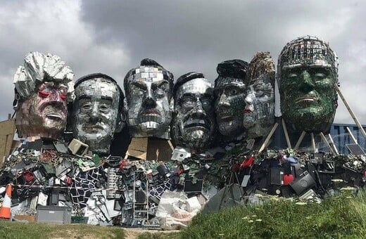 Γλυπτό από ηλεκτρονικά απόβλητα απεικονίζει τους ηγέτες των G7 στην Κορνουάλη