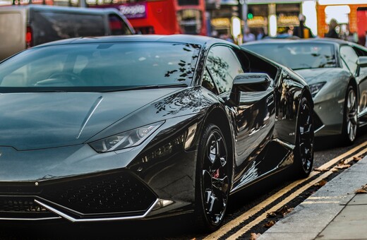 Πόσα supercars έχουν πωληθεί φέτος στην Ελλάδα