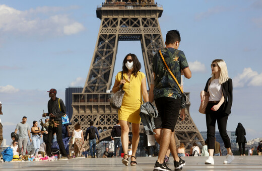 Γαλλία: Τέλος στην υποχρεωτική χρήση μάσκας για όσους έχουν υγειονομικό πιστοποιητικό