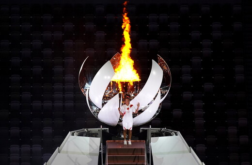 Η Ναόμι Οσάκα άναψε την Ολυμπιακή φλόγα στο Τόκιο [ΕΙΚΟΝΕΣ-ΒΙΝΤΕΟ]