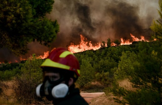 Φωτιά αυτή την ώρα στο Σούνιο - Κοντά σε ξενοδοχείο