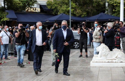 Το «αντίο» Κουτσούμπα σε Μίκη Θεοδωράκη: «Δεν φαντάζομαι αγώνες χωρίς τραγούδι, τραγούδι χωρίς αγώνα»