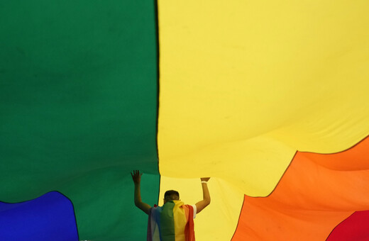 Υπουργείο Εργασίας και περιφέρεια Αττικής συνεργάζονται για ένα πρόγραμμα στήριξης τρανς ατόμων
