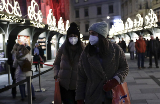 Χωρίς Χριστουγεννιάτικη ατμόσφαιρα λόγω κορωνοϊού η Ευρώπη- Μέτρα και lockdown σε αρκετές χώρες