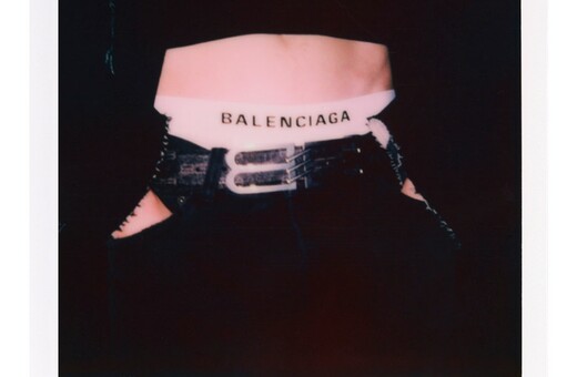 Ο Balenciaga επαναπροσδιορίζει το μέλλον της μόδας με το "The Lost Tape"