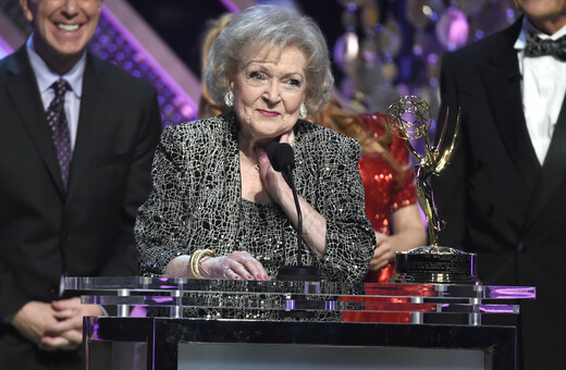 Πέθανε η θρυλική Betty White στα 99 της χρόνια