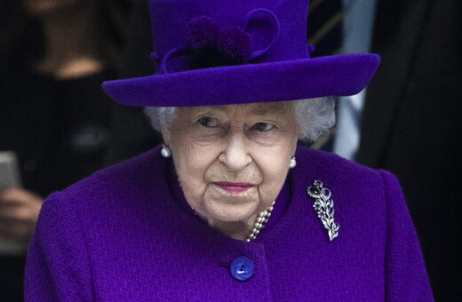 Βρετανία: Εορτασμοί για τα 70 χρόνια της βασίλισσας Ελισάβετ στο θρόνο - Πάρτι, συναυλίες και μια νέα πουτίγκα