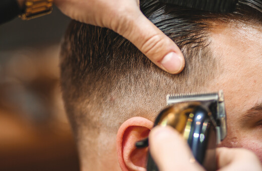 KYΡΙΑΚΗ ΑΦΙΕΡΩΜΑ Barber shop