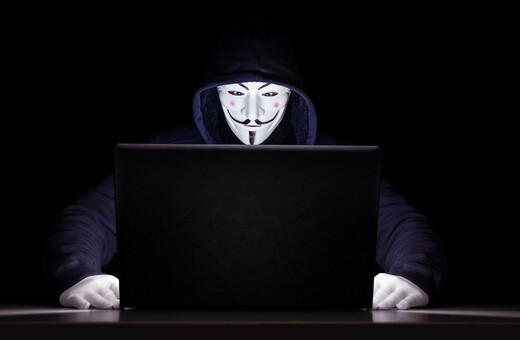 Anonymous: Η Ρωσική Ομοσπονδιακή Υπηρεσία Ασφαλείας διέρρευσε πληροφορίες για σχέδιο δολοφονίας του Ζελένσκι