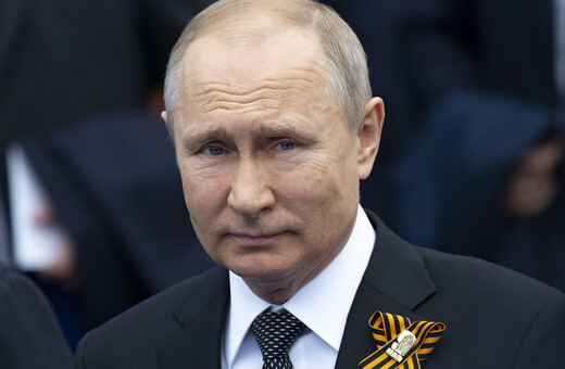 Explainer: Τι είπε και τι εννοούσε τελικά ο Πούτιν στην χθεσινή ομιλία του για την «Ημέρα της Νίκης»;