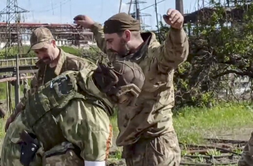 Έπεσε η Μαριούπολη: Παραδόθηκαν οι τελευταίοι Ουκρανοί στρατιώτες του Αζοφστάλ