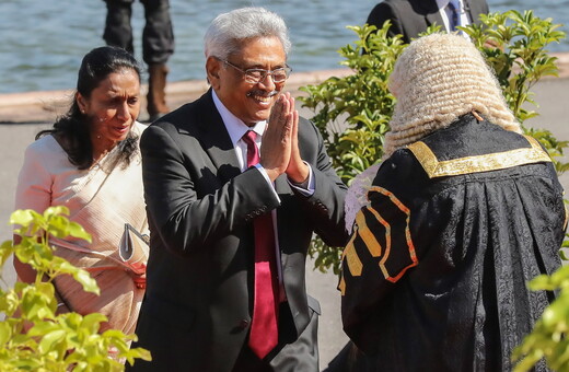 Σρι Λάνκα: Ο πρόεδρος εγκατέλειψε τη χώρα με στρατιωτικό αεροσκάφος- Πήγε στις Μαλδίβες