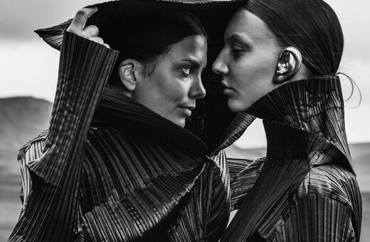 Issey Miyake: Ο μεγάλος ανανεωτής της μόδας, ο εφευρέτης, ο εραστής των τριών διαστάσεων 