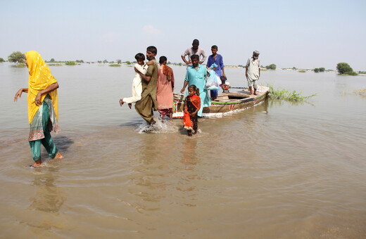 World heading into ‘uncharted territory of destruction’, says climate report