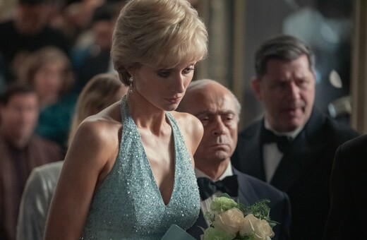 The Crown: Κυκλοφόρησαν οι πρώτες, επίσημες φωτογραφίες της 5ης σεζόν