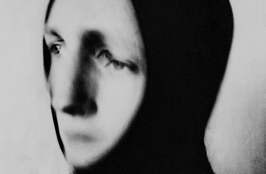 Οι αλχημικές φωτογραφικές χαράξεις του Jack Davison
