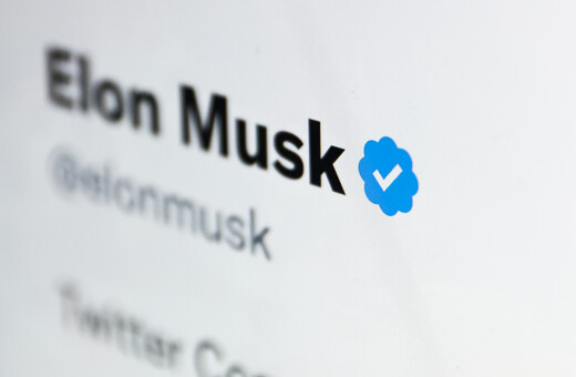 Το Twitter εγκαινιάζει το «μπλε τικ» των διάσημων για όσους χρήστες πληρώνουν - «Η εξουσία στους ανθρώπους» με $8 