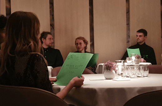 Ακτιβιστές κατέλαβαν το βραβευμένο με τρία αστέρια Michelin εστιατόριο του Γκόρντον Ράμσεϊ