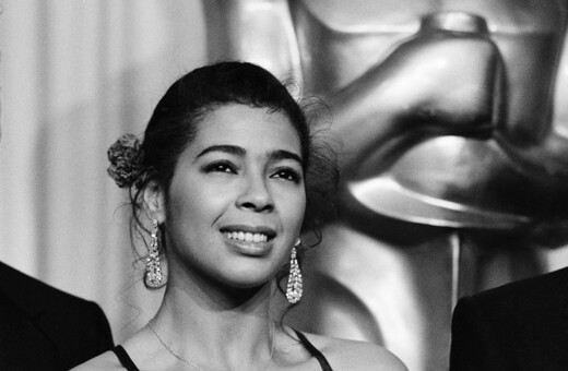 Irene Cara: Πέθανε η βραβευμένη με Όσκαρ τραγουδίστρια των «Flashdance» και «Fame»