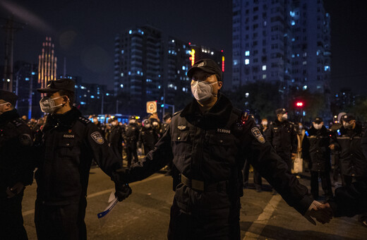 Η Κίνα «βομβάρδισε» με NSFW αναρτήσεις το Twitter - Για να αποπροσανατολίσει τους χρήστες από τις διαδηλώσεις 