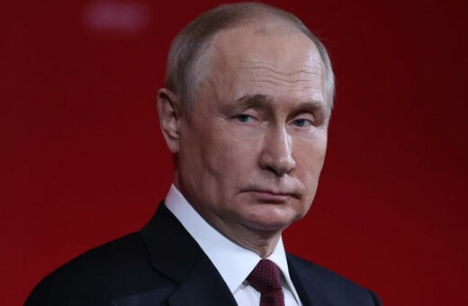 Οργισμένος ο Πούτιν με υπουργό του: «Γιατί χαζεύεις;»