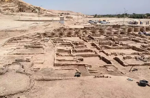 Αίγυπτος: Τα ερείπια μιας «ολόκληρης ρωμαϊκής πόλης» εντοπίστηκαν στο Λούξορ	- Χρονολογούνται από το 2ο αιώνα μ.Χ