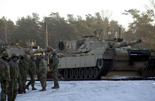Μετά τη Γερμανία και οι ΗΠΑ στέλνουν άρματα μάχης στην Ουκρανία