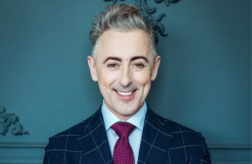 Alan Cumming: Έπεστρεψε βασιλικό βραβείο διαμαρτυρόμενος για την «τοξικότητα» της Βρετανικής Αυτοκρατορίας