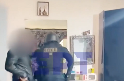 Εξαρθρώθηκε εγκληματική οργάνωση-Βίντεο-ντοκουμέντο: Η ΟΠΚΕ εισβάλλει στο σπίτι του αρχηγού 