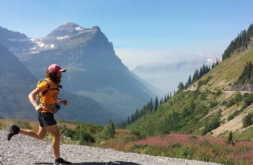 «Run, Forest, run»: Έτρεξε την διαδρομή 24.000 χλμ. του «Forrest Gump» -43 πολιτείες σε 422 ημέρες