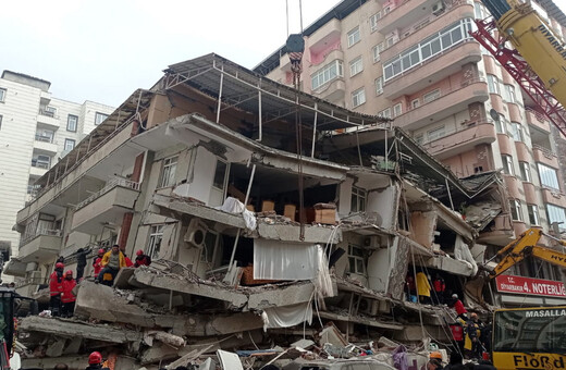 Νέος σεισμός 7,6 Ρίχτερ στην Τουρκία