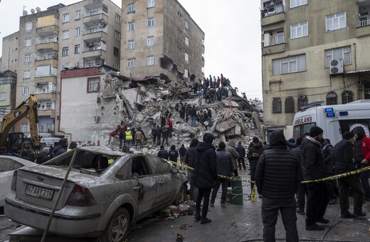 Φονικός σεισμός 7,8 Ρίχτερ: Αναχωρεί για Τουρκία κλιμάκιο της ΕΜΑΚ με ειδικό όχημα και σκύλο 