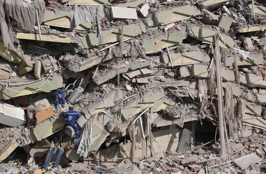 Τουρκία: Συνελήφθησαν 12 άτομα από τον κατασκευαστικό κλάδο σε σχέση με τον πολύνεκρο σεισμό	