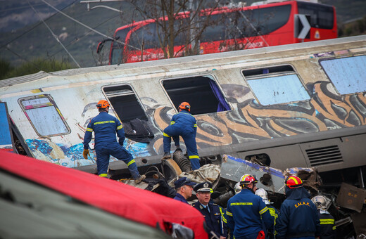 Δυστύχημα στα Τέμπη: 38 νεκροί και 72 τραυματίες, σύμφωνα με την επίσημη ενημέρωση