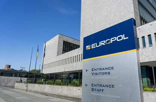 Europol: Εξαρθρώθηκε δίκτυο εμπόρων ναρκωτικών που είχε στείλει στην Ευρώπη 17 τόνους κοκαΐνης