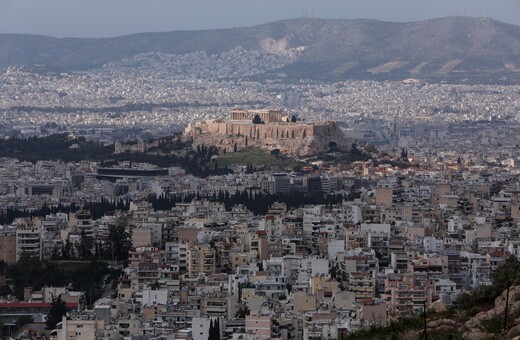 Έρευνα: Κλιματική κρίση και οικονομία ανησυχούν του Έλληνες για τα επόμενα 20 χρόνια