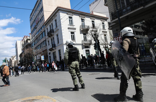 ΑΣΟΕΕ: Συνελήφθη ο αστυνομικός που πυροβόλησε - Βίντεο-ντοκουμέντα από τα επεισόδια